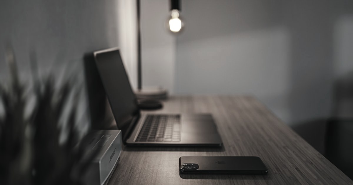 在宅ワークのデスク環境